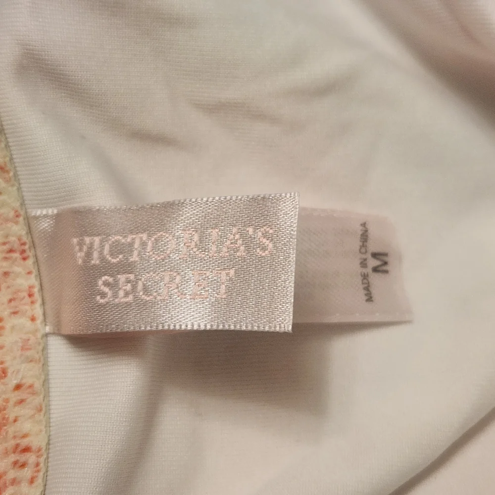 Victoria Secret Tankini Top and Briefs Swim Set - Coral Snake Print Size M. - Picture 2 of 7